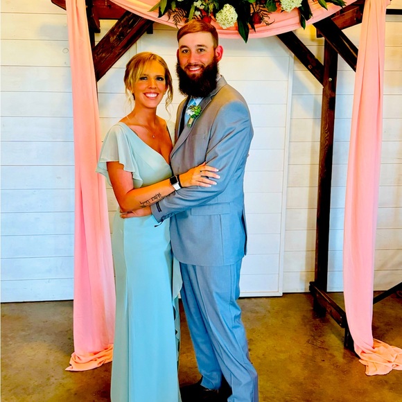 Meet your Posher, Liz - Picture 1 of 1